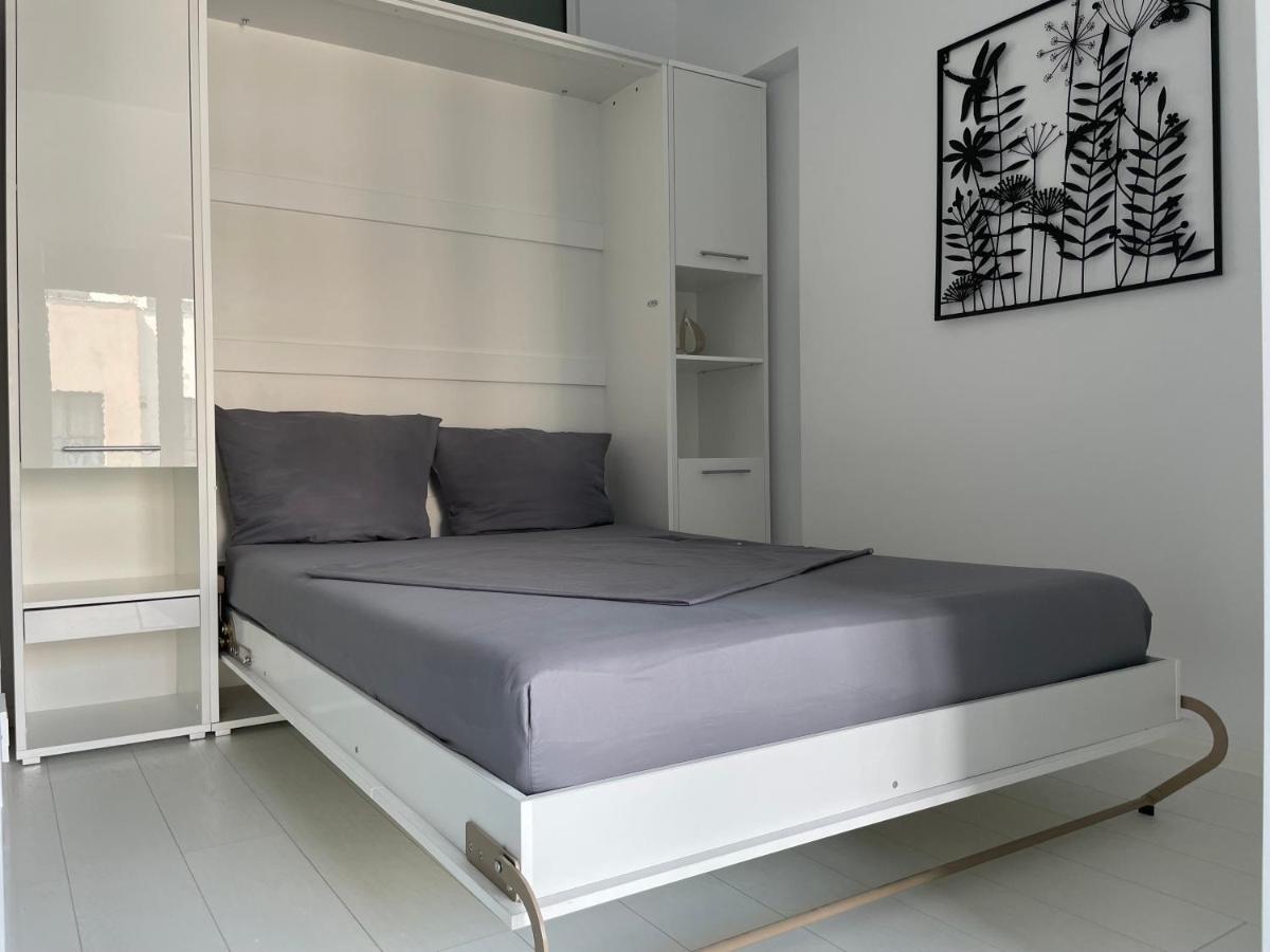 Luxury Westpark 2-Room Apartment Lakeview W5 Bucarest Extérieur photo
