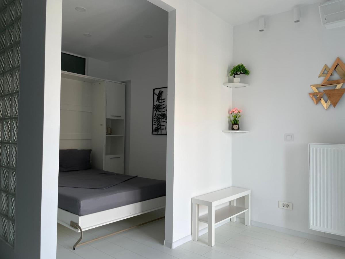 Luxury Westpark 2-Room Apartment Lakeview W5 Bucarest Extérieur photo